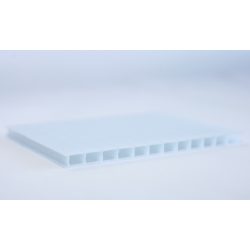   Opál színű üregkamrás polikarbonát 2UV 16 mm (2100x6000)