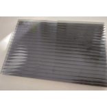 Antracit üregkamrás polikarbonát 2UV 16 mm (2100 x 3000)